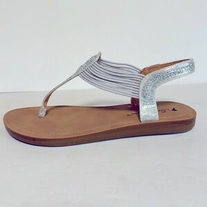 Sarah Jayne Thong Bling Dressy Sandal Girl’s Size 5 NEW IN BOX